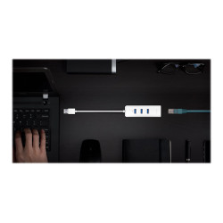 TP-LINK | USB 3.0 3-Port Hub & Gigabit Ethernet Adapter 2 in 1 USB Adapter | UE330