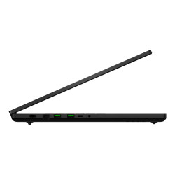 Razer Blade 18 18'' UHD+ 240Hz&FHD+440H R9-275HX/32GB/2TB/NVIDIA GeForce RTX 5090/ENG kbd/Black/2Y Warranty | Razer