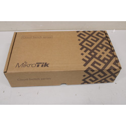 FiberBox Plus | CRS305-1G-4S+OUT | 12 month(s) | DAMAGED PACKAGING