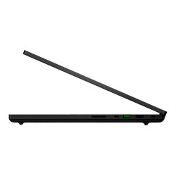 Razer Blade 18 | Black | 18 " | IPS | Intel Core Ultra 9 | 275HX | 32 GB | DDR5 | Solid-state drive capacity 1000 GB | GeForce R