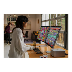 Apple | Studio Display, Standard Glass | 27 " | 5K | 16:9 | 60 Hz | 5120 x 2880 pixels | 600 cd/m | Silver