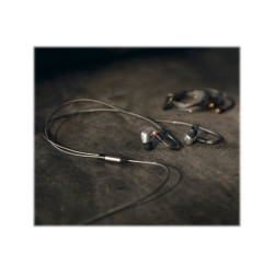 Sennheiser | High End Headphones | IE 900