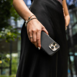 Fixed MagLeather | Back cover | Apple | iPhone 17 | Leather | Black