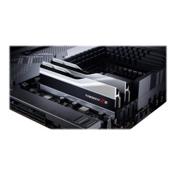 G.Skill | 32 Kit (16GBx2) GB | DDR5 | 6400 MHz | PC/server | Registered No | ECC No